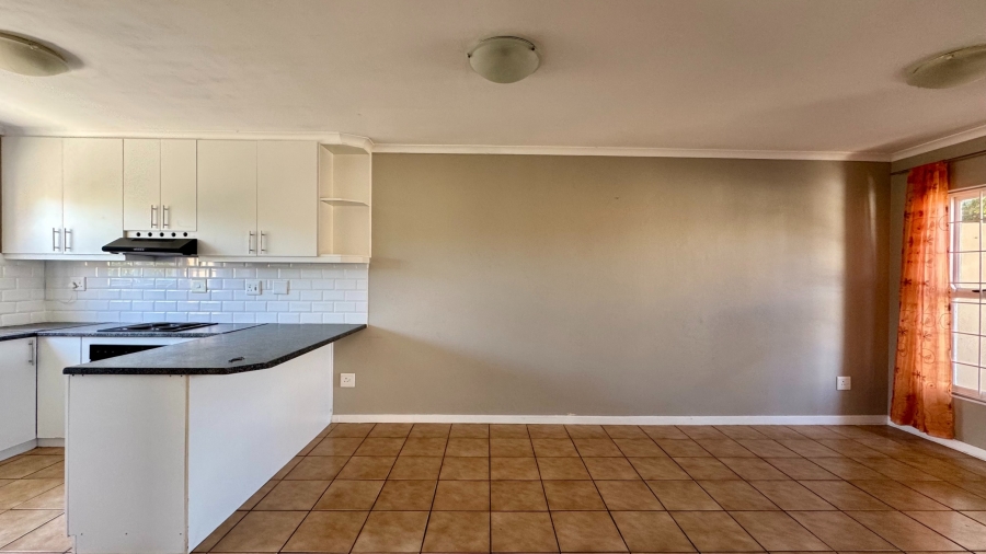 2 Bedroom Property for Sale in Guldenland Western Cape